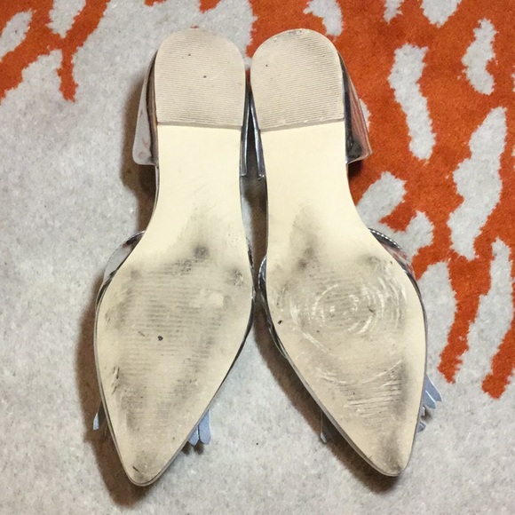 JustFab Bettine Silver flats SZ 9 - Picture 4 of 5